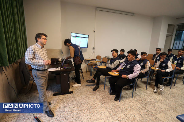 اردوی ملی خبرنگار مسئله‌محور پانا