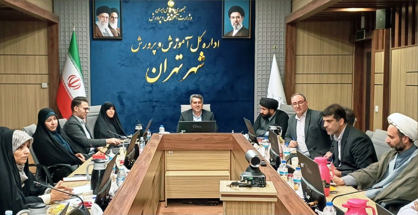  شروع سال تحصیلی جدید؛ شروع احصاء و بازآفرینی هویت ایرانی و تغییر گفتمان در هویت دینی متناسب با نسل نوین خواهد بود
