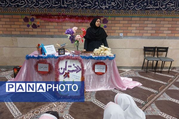 گذر از کودکی به جوانی؛ مدارس فیروزکوه میزبان «جشن بلوغ» دانش‌آموزان شدند