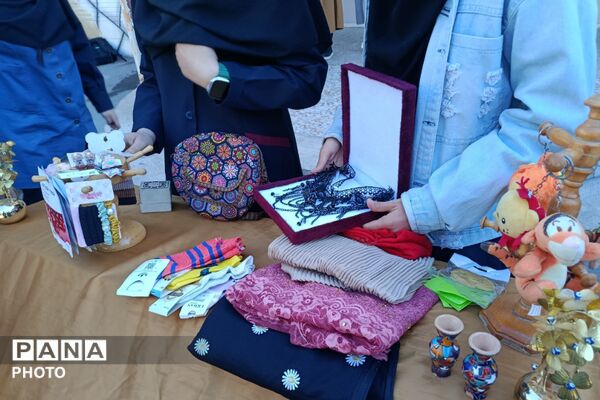 رنگِ خلاقیت در مدرسه رستمرودی پیچید