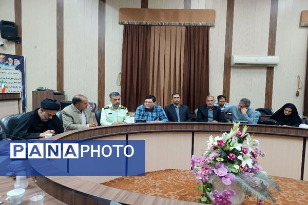 نشست بررسی چالش‌های آسیب‌های اجتماعی در گناباد