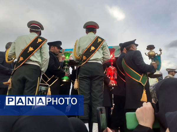 مراسم تشییع و خاکسپاری دو شهید گمنام دوران دفاع مقدس در قم