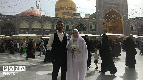 دعای پرفیض عرفه در حرم مطهر امام رضا (ع)