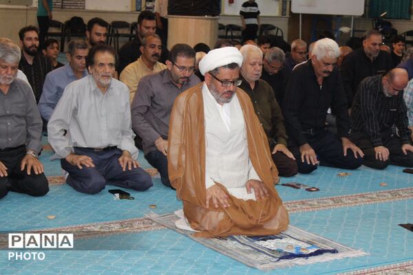 نظرآباد میزبان آیین بزرگداشت رهبر شهید با حضور مسئولان و دانش‌آموزان