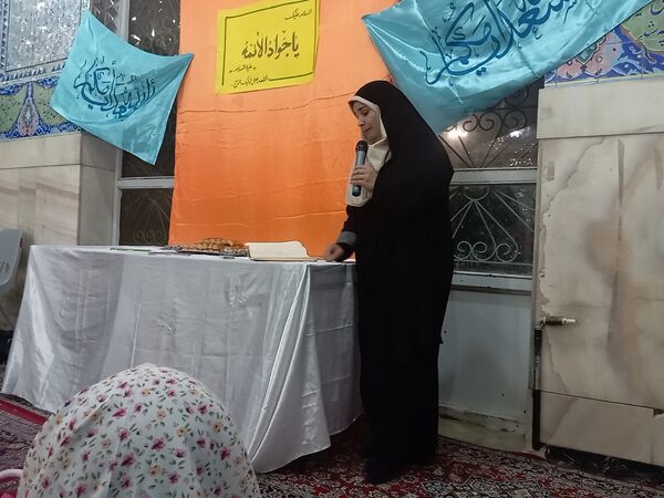 اجرای برنامه هایی زیبا و شاد برای کودکان در شهرستان کاشمر 
