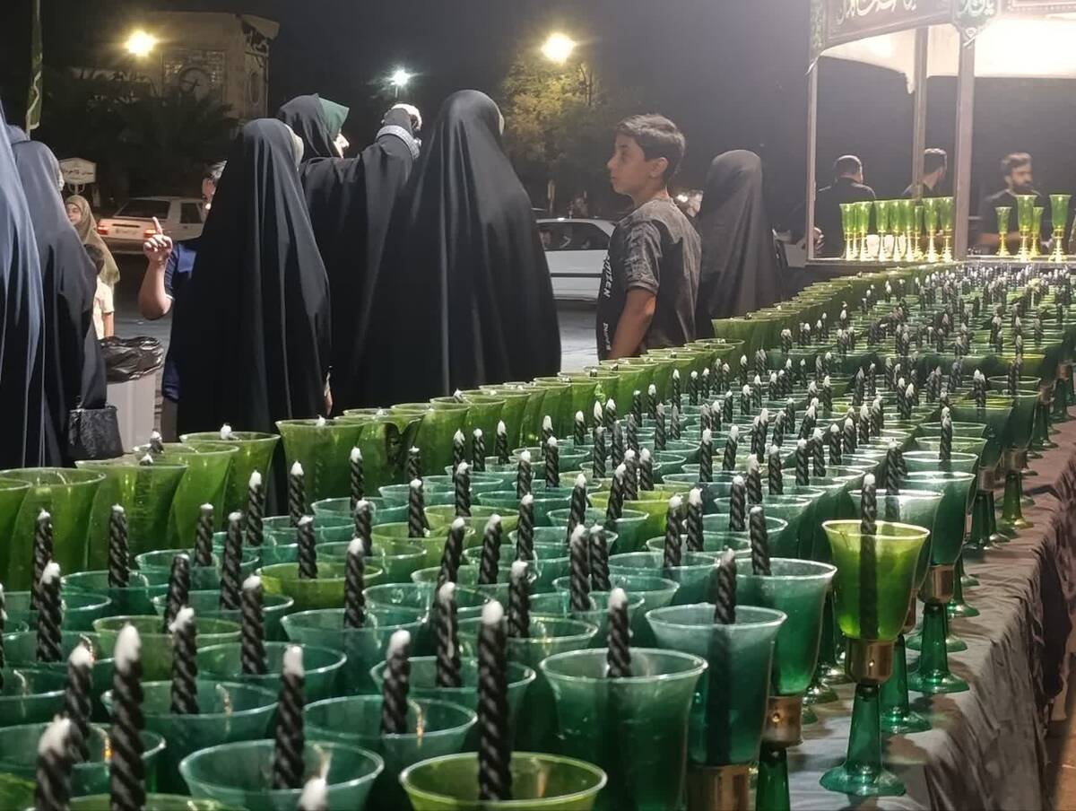 مراسم عزای شام غربت هشتمین آفتاب دل ها، همراه با آیین شمع‌گردانی 