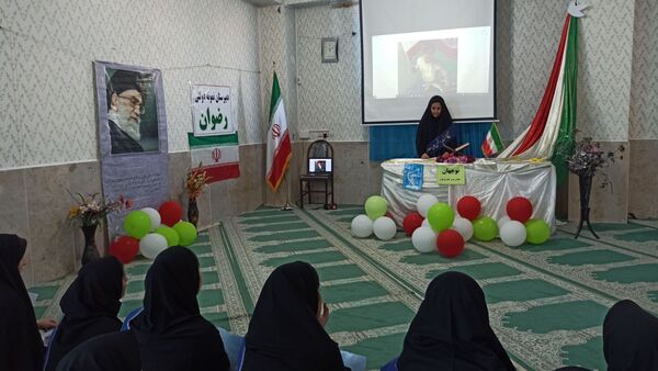 برگزاری نشست بصیرتی در دبیرستان رضوان به‌مناسبت رویداد مدرسه‌ای نوجهان