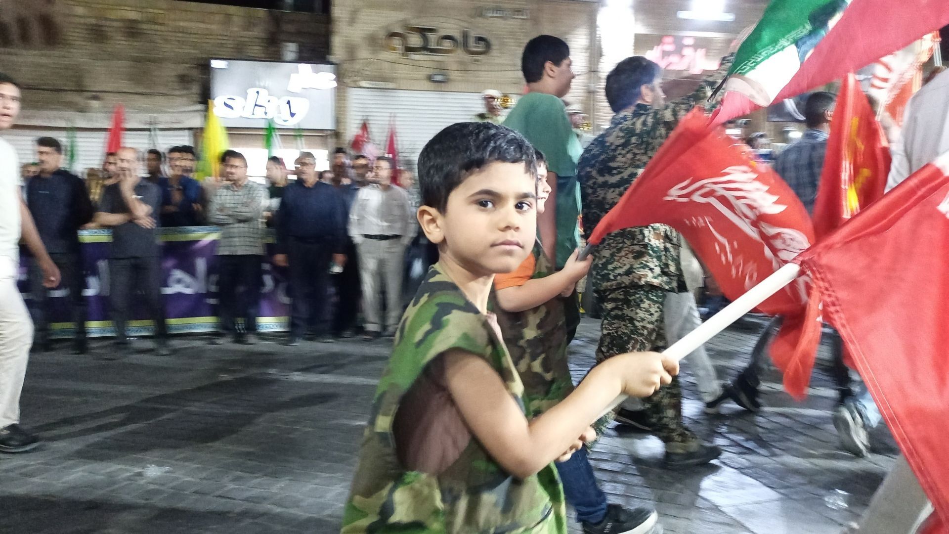 مردمان قنات قنوت قناعت در حسینه بزرگ ایران حماسه آفریدند 