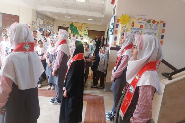 در مسیر پرورش نسل انقلابی؛ مراسم صبحگاهی تشکیلاتی در فیروزکوه جان گرفت