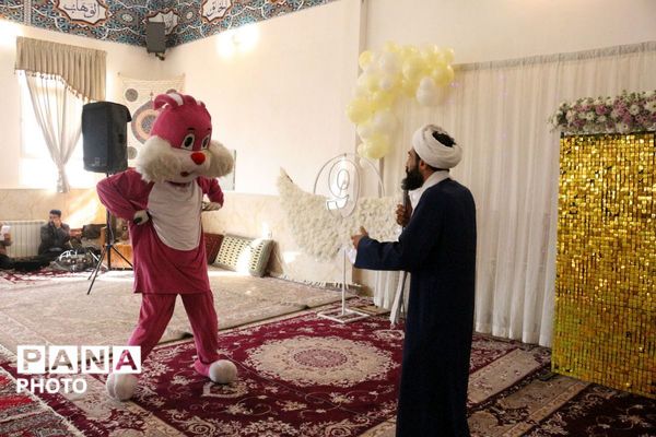 آغاز مسیر بندگی؛ جشن تکلیف دانش‌آموزان دختر فیروزکوهی