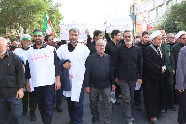 اعلام انزجار مردم قم از یاوه گویی‌های استکبار جهانی با راهپیمایی «عهد خون»