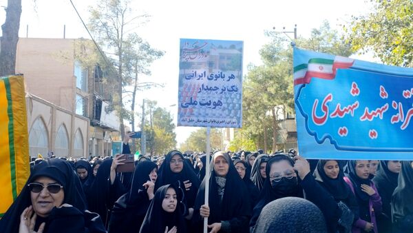 اقتدار ملت ایران در راهپیمایی روز ۱۳ آبان شهرستان خلیل‌آباد 