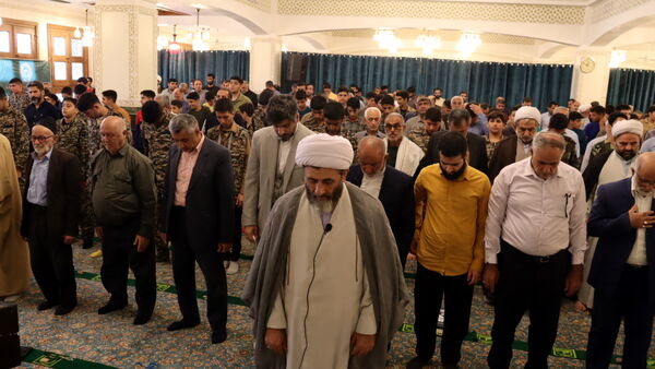 نماز جمعه سیاسی دشمن شکن بندپی شرقی با حضور نوجوانان و جوانان بسیجی