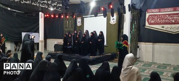 سومین روز از مراسم عزاداری سیدالشهدا امام حسین (ع)و همچنین رهبر معظم انقلاب اسلامی