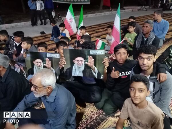  آیین گرامیداشت شهید فرزاد دیوزاری با حضور مردم و خانواده‌های شهدا در فین