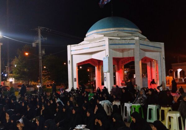 مراسم عزاداری سیدالشهدا در کنار مزار شهدای گمنام نیشابور