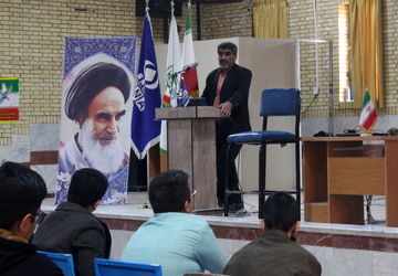دوره مقدماتی خبرنگاری پسران
