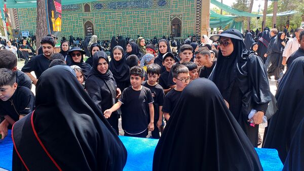 مواکب فرهنگی و پذیرایی در روز اربعین در امامزاده محروق و ابراهیم نیشابور 