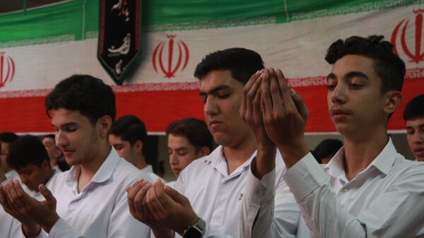 آیین مِهر با مُهر با بازگشایی مدارس در بهارستان‌2