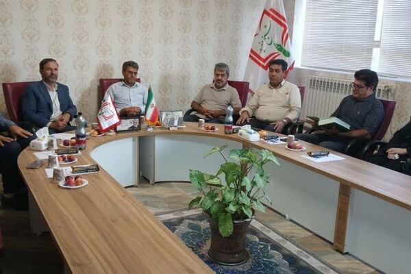 طرح شاداب‌سازی و بهسازی مدارس «شیخ مفید» و «شاملو» مرند با مشارکت خیرین آغاز شد