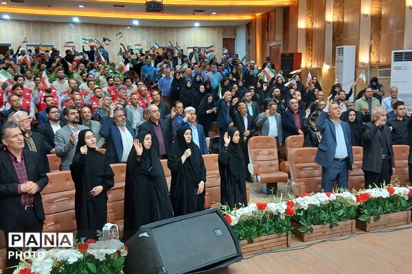 تجلیل از دختران شهدای جنگ رمضان در باقرشهر