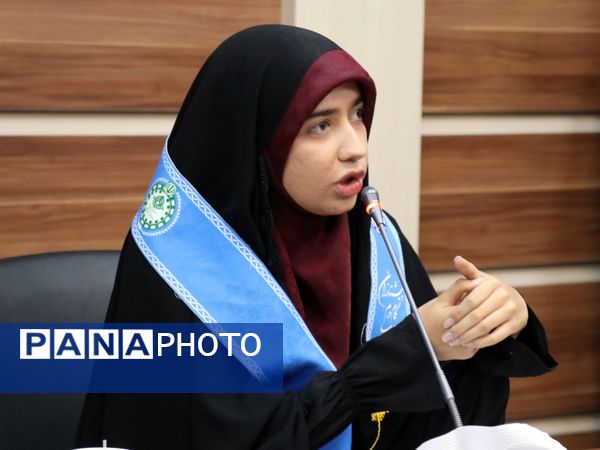 نشست گزارش عملکرد مجری‌شو و خبرنگارشو در سازمان دانش‌آموزی خراسان رضوی