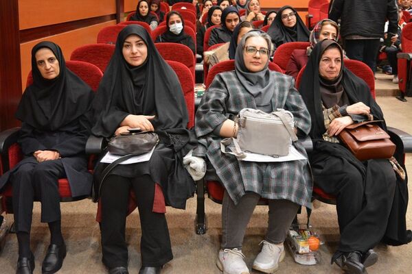 مراسم تقدیر از پژوهشگران برتر در بهارستان‌۲