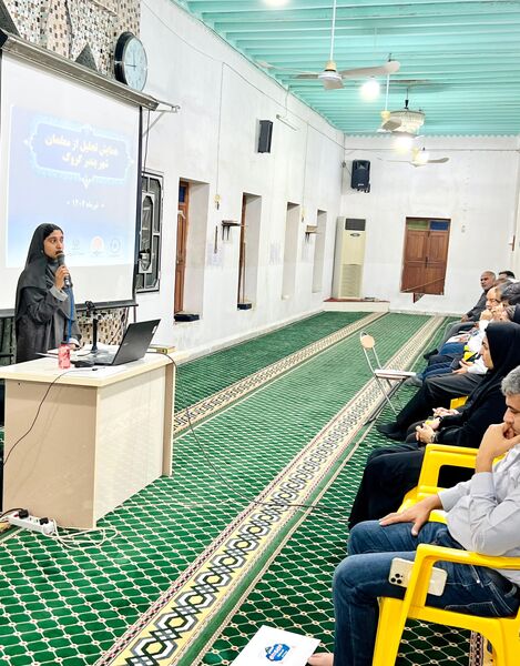 مراسم تجلیل از فرهنگیان بندر گروگ سیریک