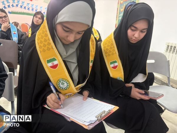 انتخابات شورای دانش‌آموزی دختران در زنجان