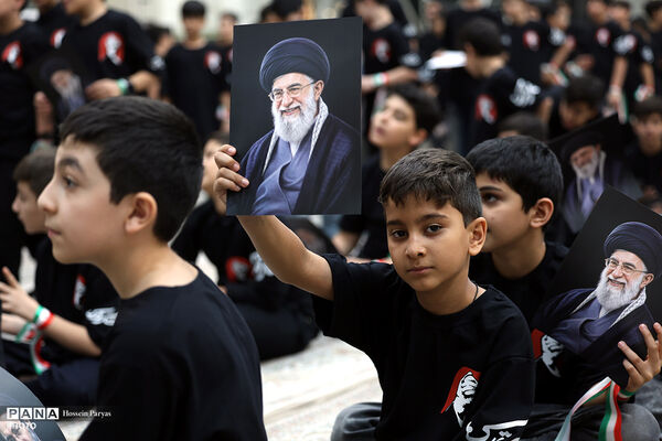 برگزاری همایش بزرگ جمع‌خوانی دانش‌آموزان با اجرای سرود و نوحه حماسی «باید برخاست»