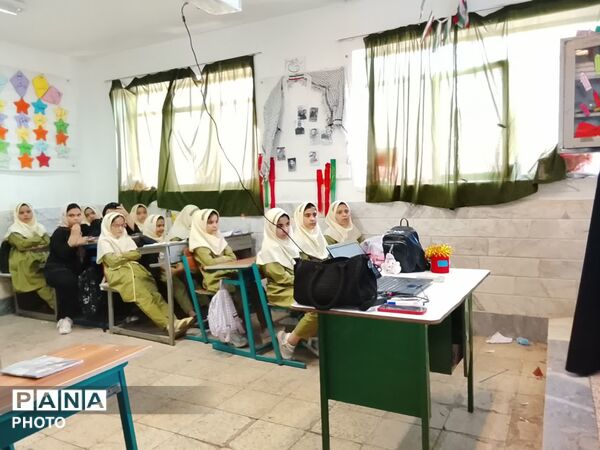 کلاس های جبرانی تابستانه دبستان حضرت زینب (س) شهر جعفریه 