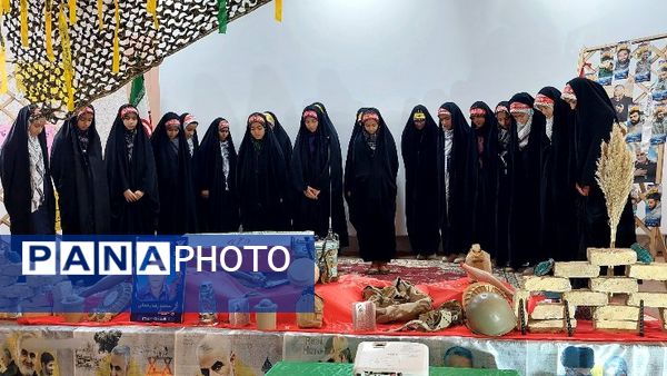 برگزاری مراسم یادواره شهدا در شهر راز