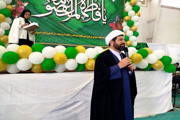 برگزاری جشن روز دختر در سالن کارگر فاروج