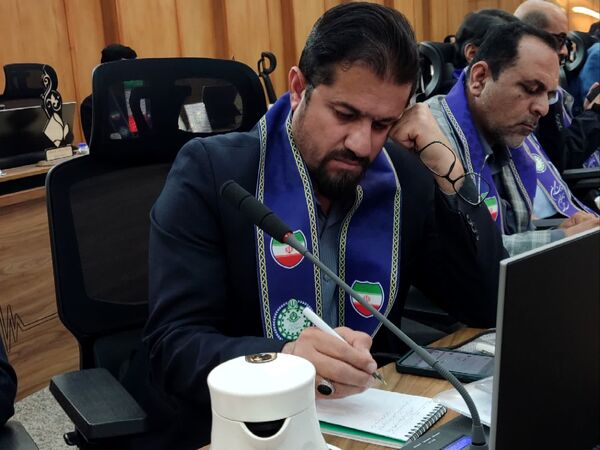 نشست هم‌اندیشی مسئولان سازمان دانش‌آموزی استان فارس روز دوم