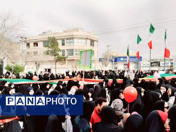 نی‌ریز، میزبان حماسه حضور