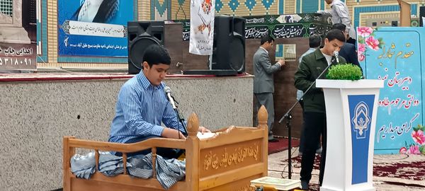 محفل انس با قرآن در تکیه ابوالفضلی مزده