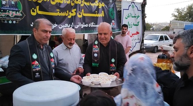 بازدید مدیرکل آموزش و پرورش کردستان از موکب سازمان دانش‌آموزی و مشارکت در خدمت‌رسانی به زائران اربعین در سنندج