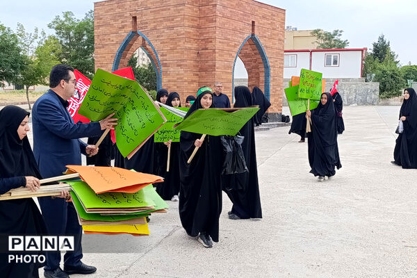اعزام دانش‌آموزان و دانشجویان بجنوردی به مشهد برای حضور در آیین تشییع پیکر رهبر شهید
