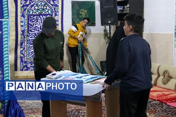 هفتمین محفل قرآنی «رواق» با محوریت ترویج جلسات خانگی قرآنی در شهرستان فلارد