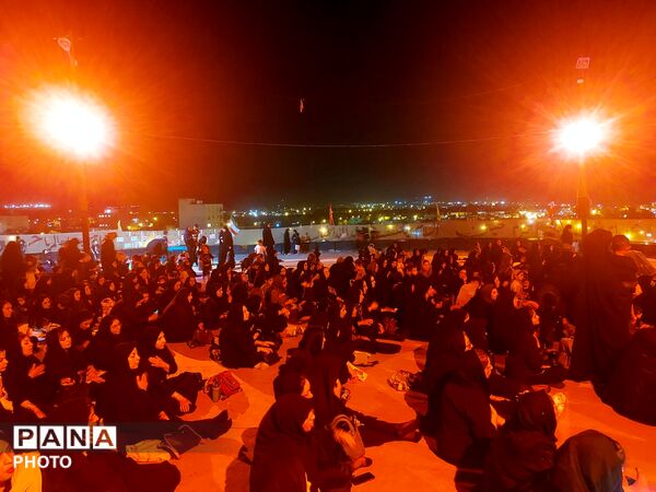 آیین سوگواری شب‌های محرم در هیئت مکتب‌الزهرا(س) حاجی‌آباد