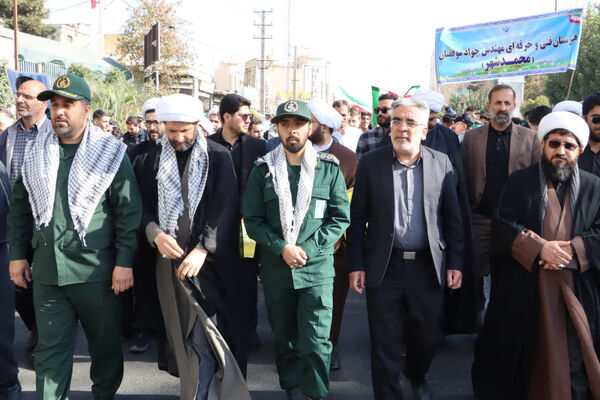راهپیمایی روز دانش‌آموز در محمدشهر کرج 