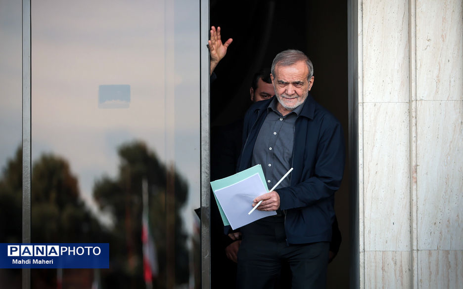 حاشیه جلسه هیات دولت