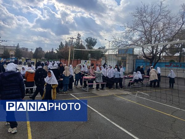 بازارچه مادر دختر در دبستان سمیه