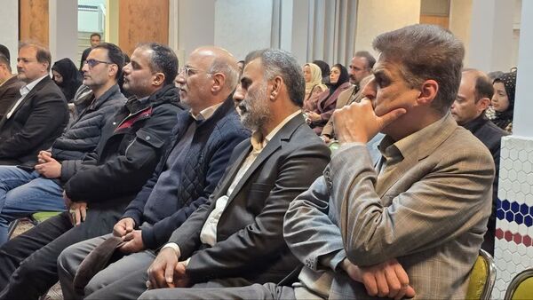 جلسه دوم هدایت تحصیلی ویژه پایه نهم دبیرستان دوره اول بعثت واحد۶ 