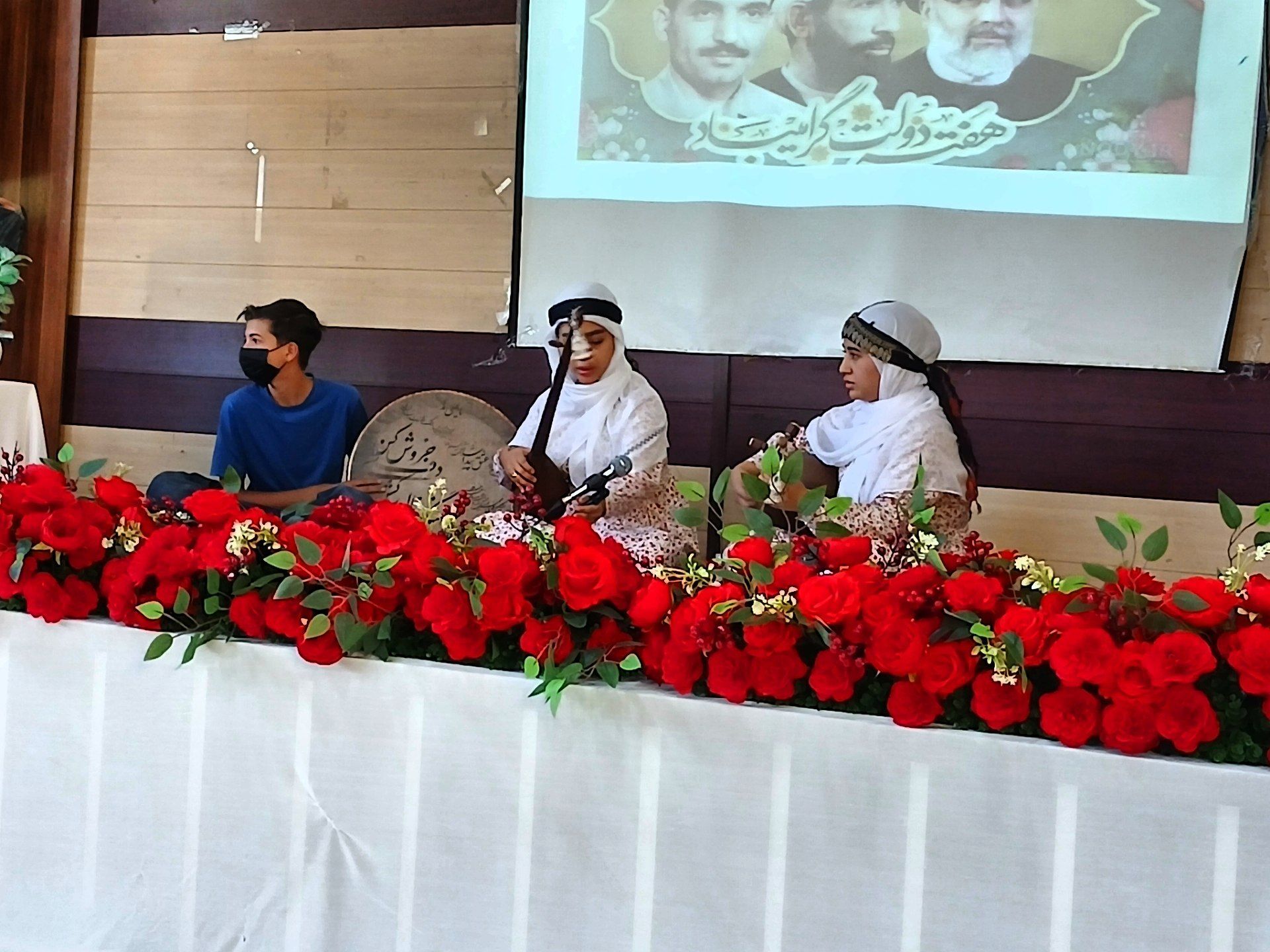 نشست اندیشه ورزی بانوان  در باخرز
