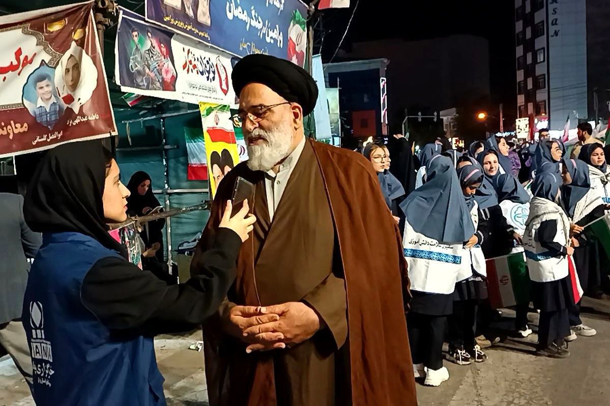 حضور دانش‌آموزان و نوجوانان در مسیر انقلاب، پیام‌آور تداوم آرمان‌های شهداست