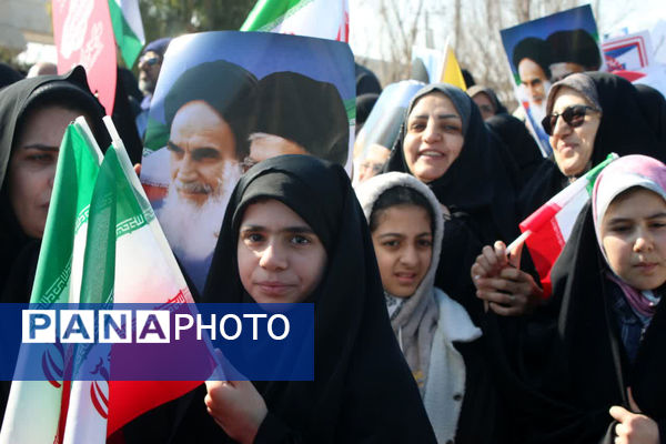 راهپیمایی 22 بهمن در قم -3 