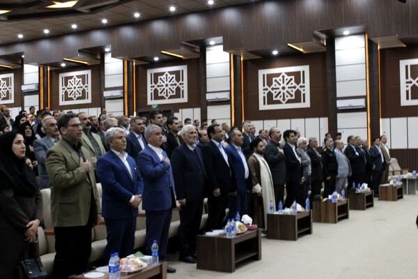 آیین نکوداشت معلمان پیشکسوت در گچساران
