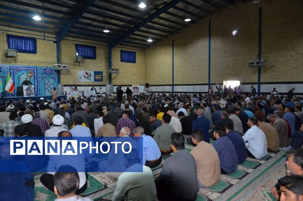 اقامه آخرین نماز جمعه ماه مبارک رمضان با حضور چشمگیر مردم گچساران