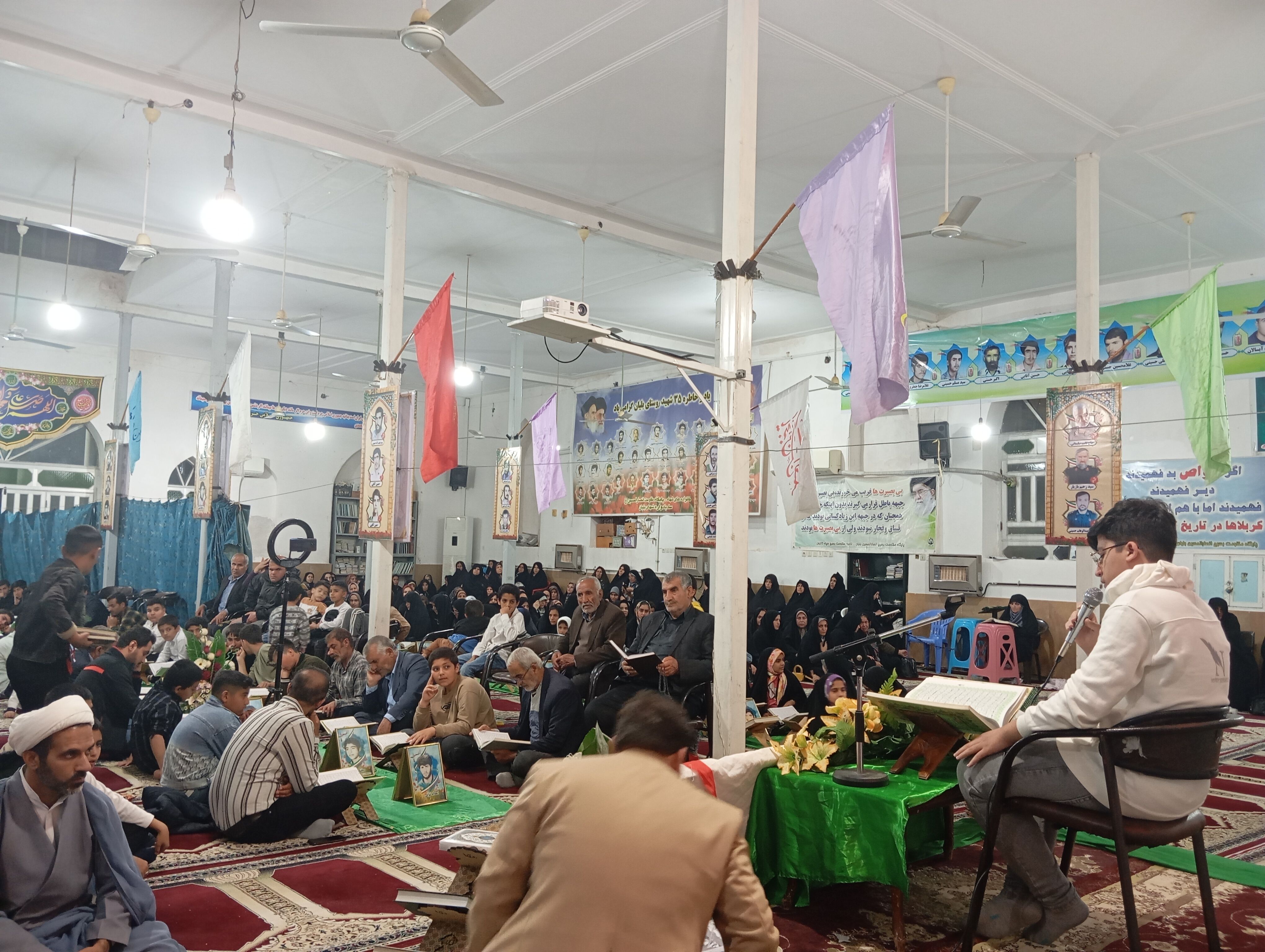 محفل انس با قرآن کریم در کازرون